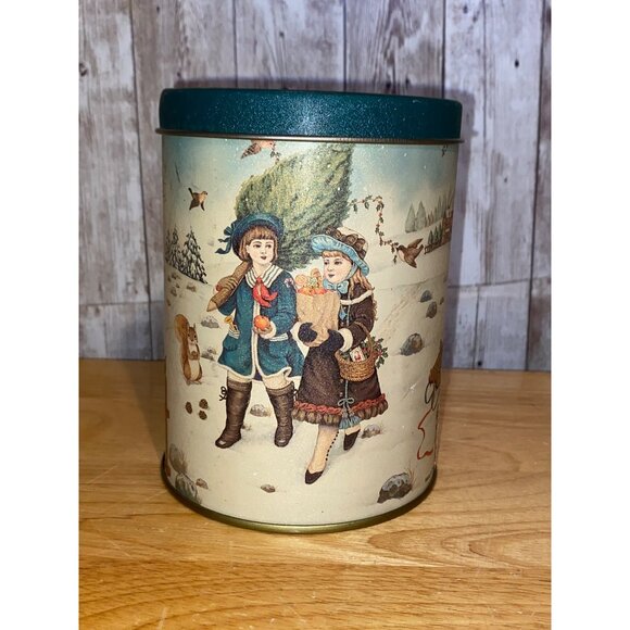 Vintage Round Christmas Tin Canister With Victorian Winter Scene Design Taiwan - Picture 1 of 7
